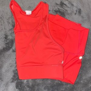 Matching set! Paprika On-the-Go Medium-Impact Sports Bra & High-Waisted Legging